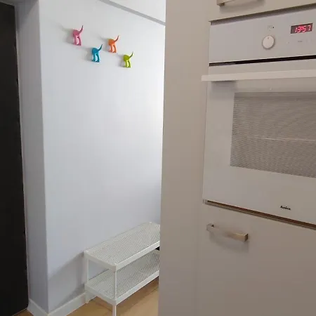 Apartment Center *
